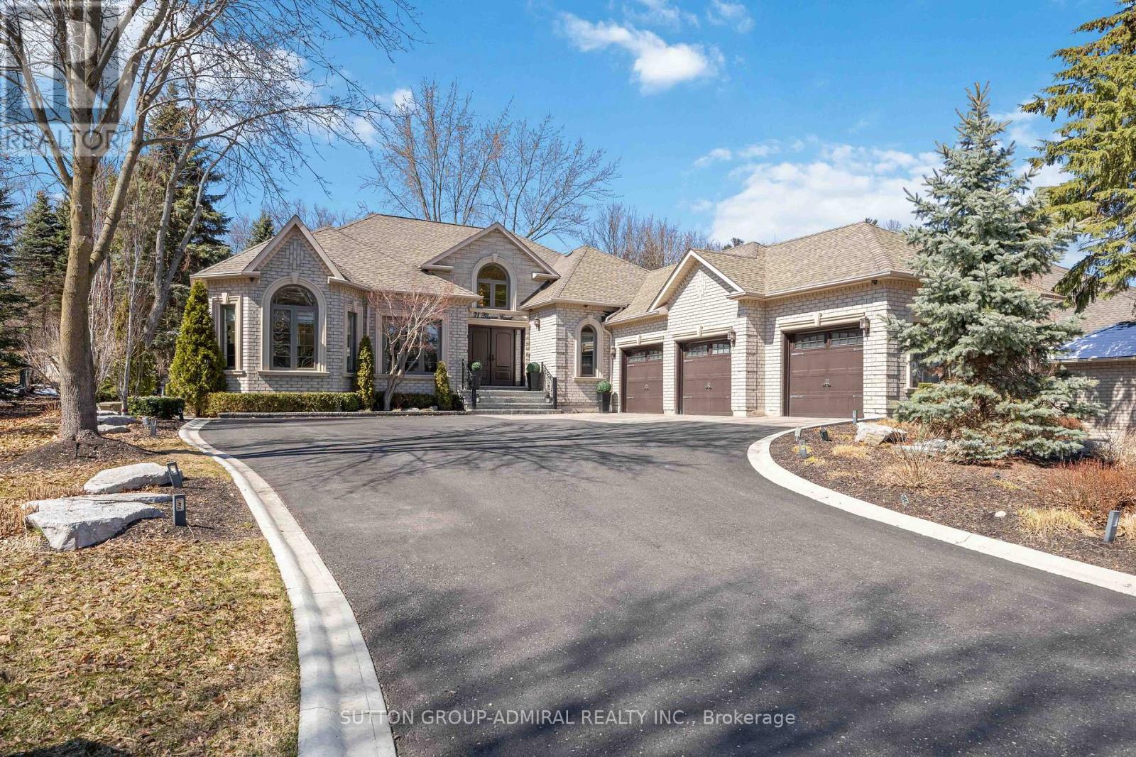 71 Glacier Court, Vaughan, Ontario  L6A 2V3 - Photo 2 - N12976274