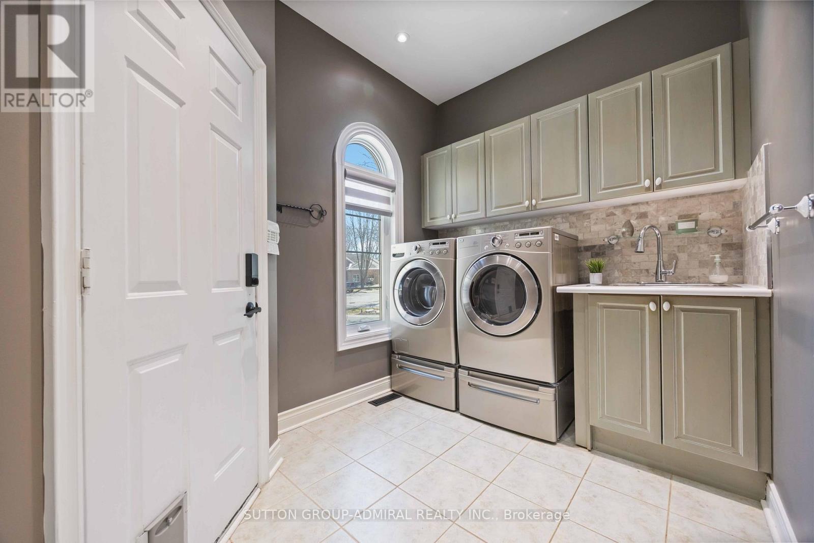 71 Glacier Court, Vaughan, Ontario  L6A 2V3 - Photo 22 - N12976274