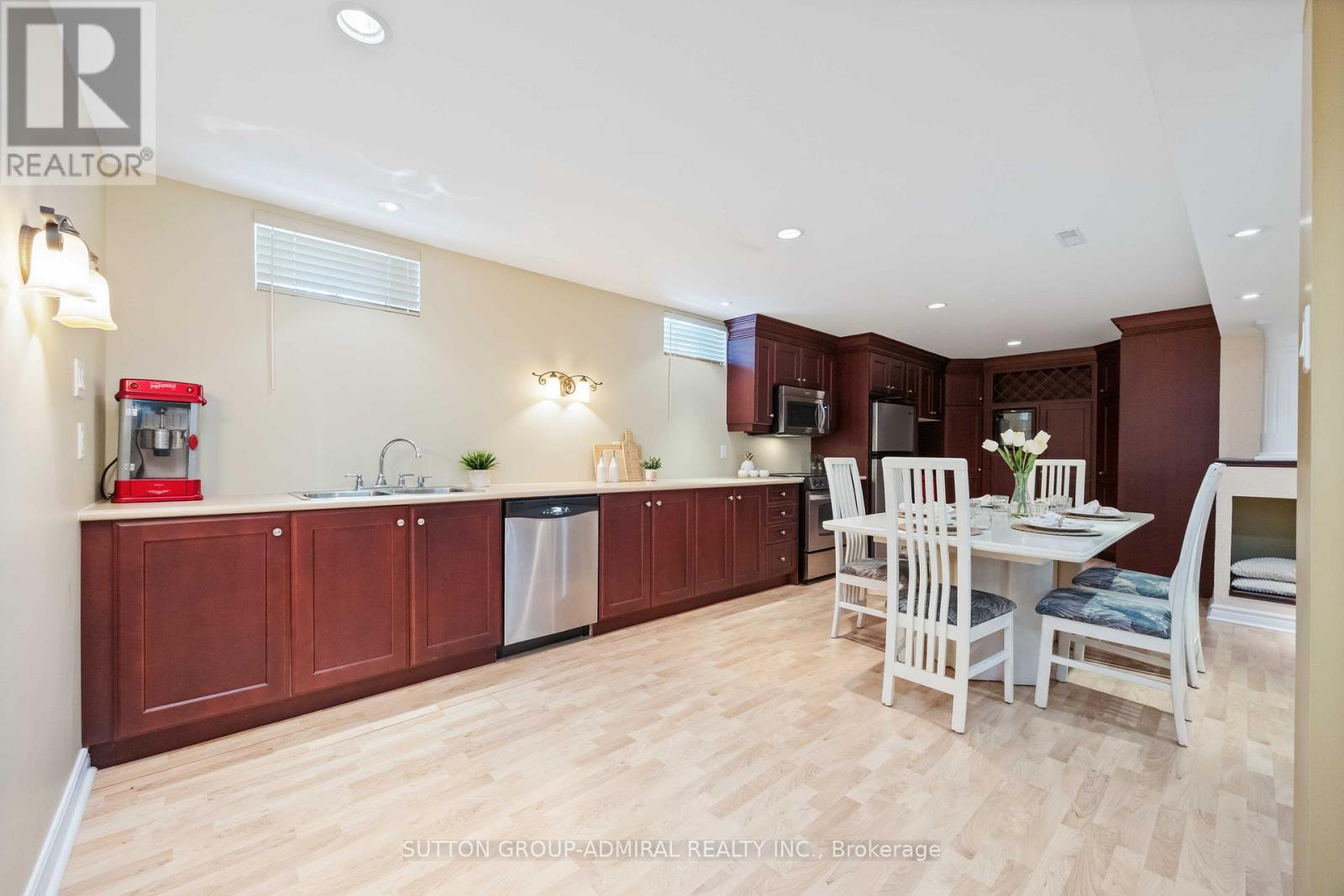 71 Glacier Court, Vaughan, Ontario  L6A 2V3 - Photo 26 - N12976274