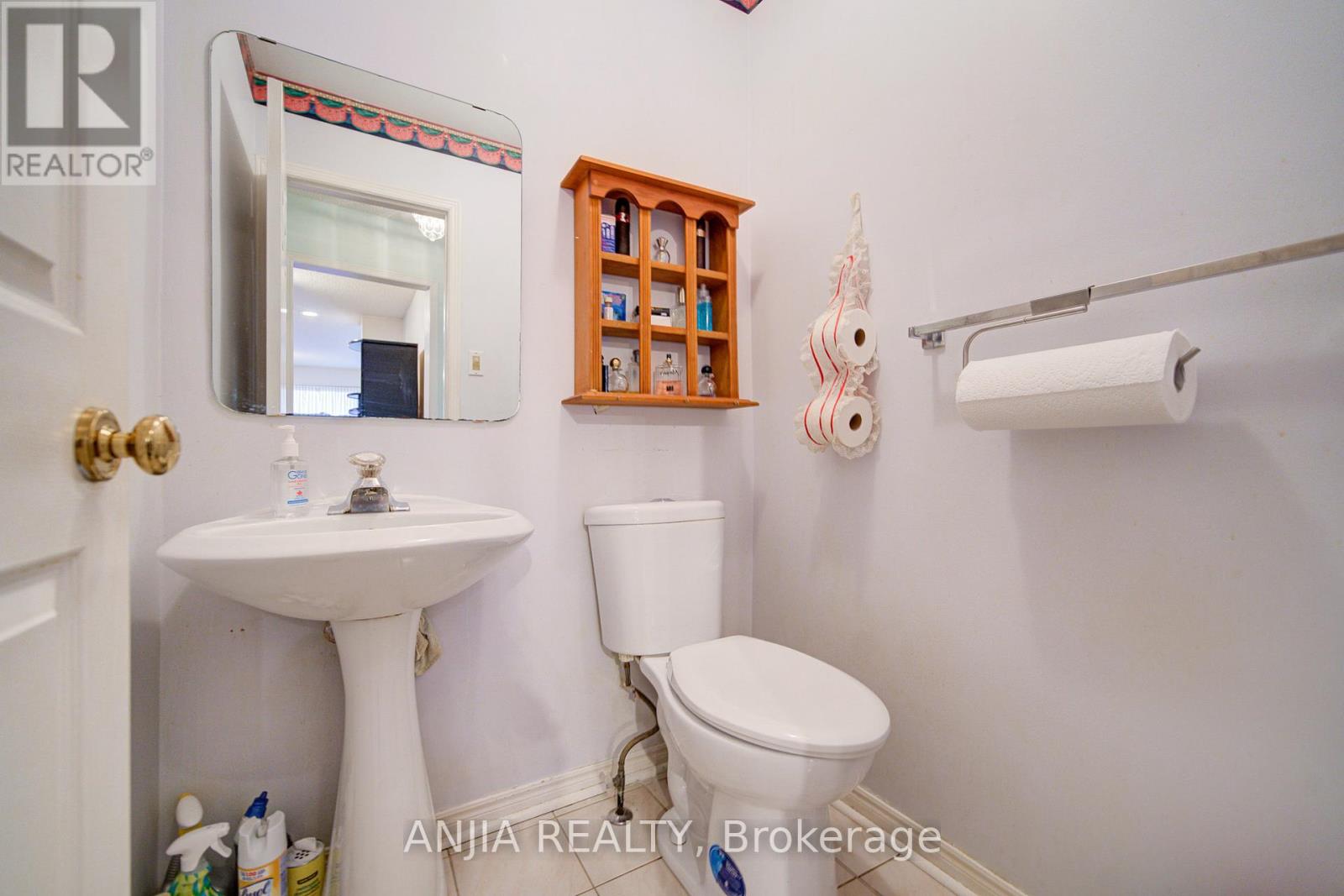 34 Baylawn Drive, Markham, Ontario  L3S 2R8 - Photo 15 - N12976310