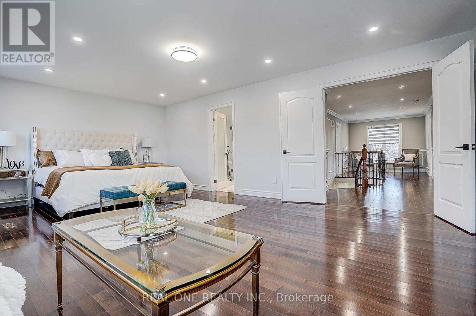 4 Casson Place, Markham, Ontario  L3R 0G2 - Photo 18 - N12976324