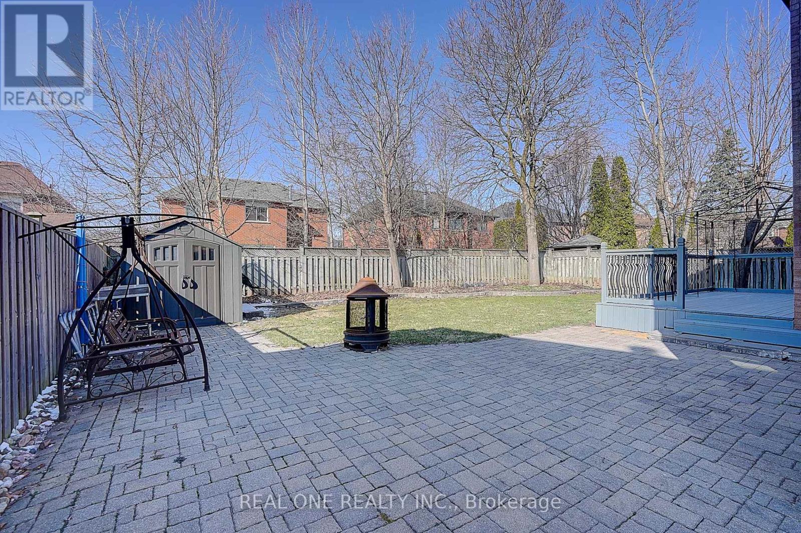 4 Casson Place, Markham, Ontario  L3R 0G2 - Photo 37 - N12976324
