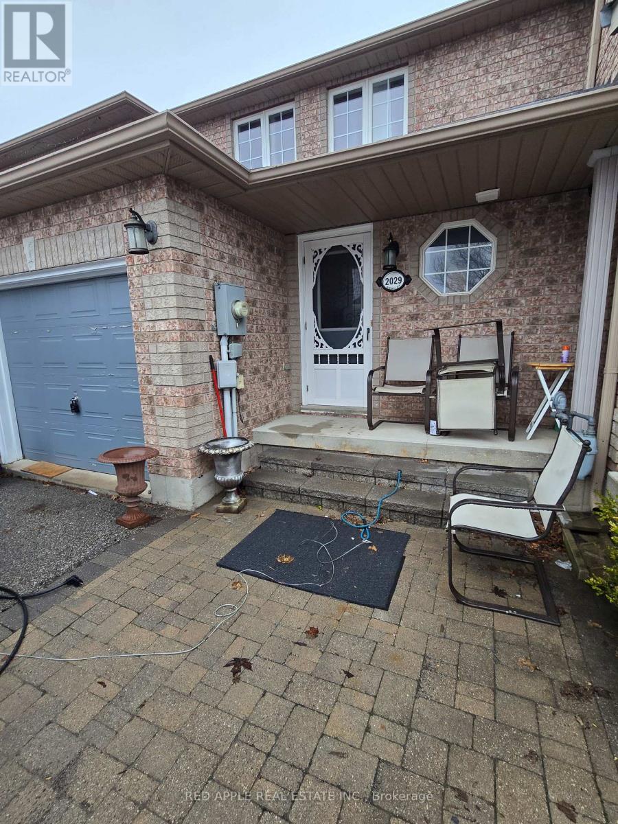 2029 SWAN STREET, Innisfil, Ontario