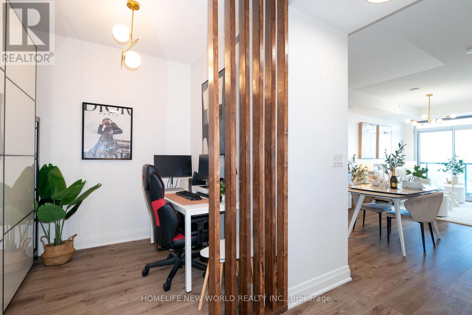 Ph201 - 7165 Yonge Street, Markham, Ontario  L3T 0E1 - Photo 6 - N12976334