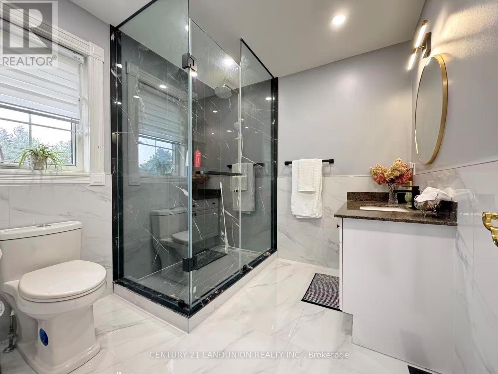 5 Dafoe Court, Aurora, Ontario  L4G 7C8 - Photo 20 - N12976402