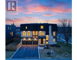 31 NAUGHTON DRIVE, Richmond Hill, Ontario
