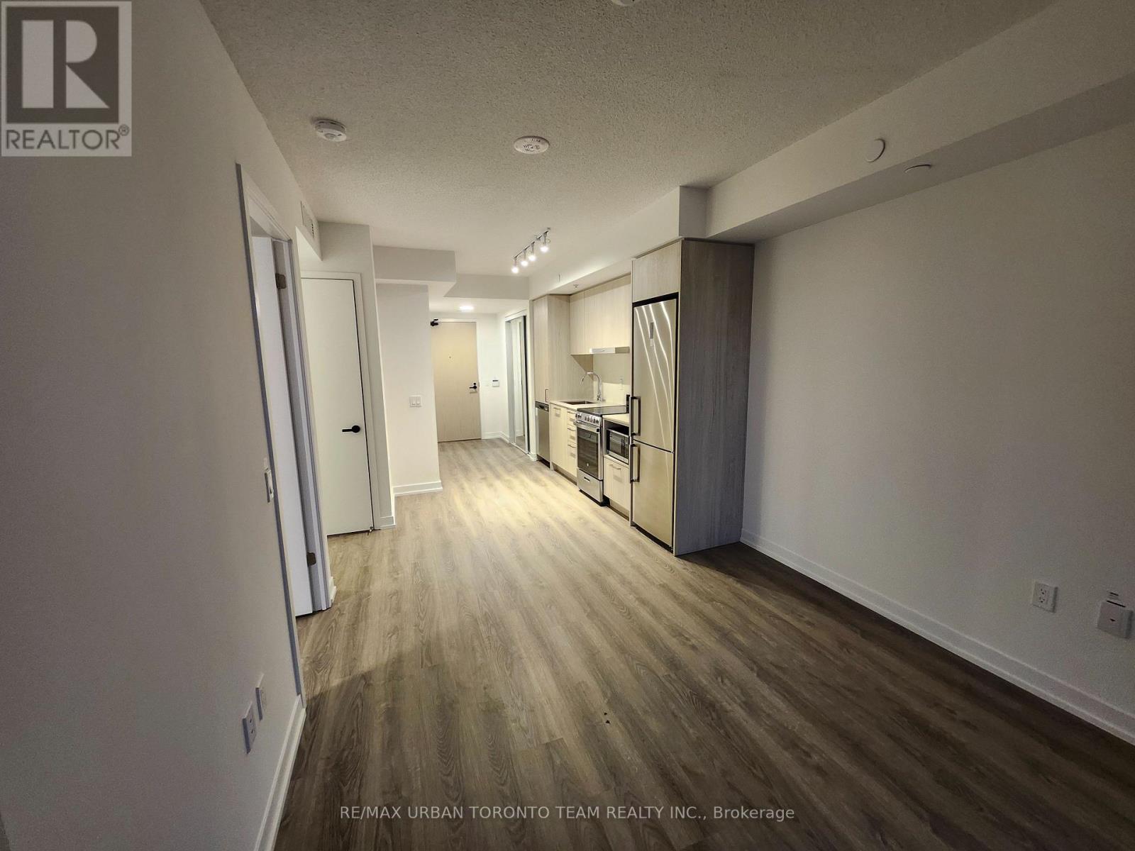 3108 - 195 Commerce Street, Vaughan, Ontario  L4K 0P9 - Photo 5 - N12976476