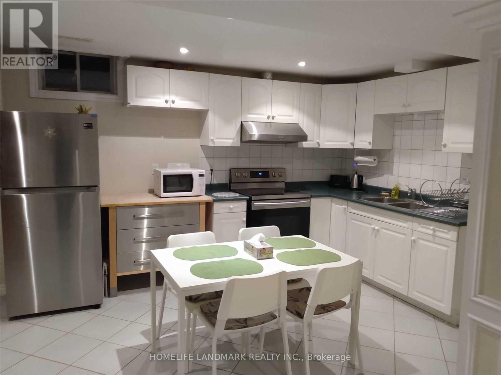 Bsmt - 38 Lois Drive, Vaughan, Ontario  L4H 1H8 - Photo 4 - N12976528