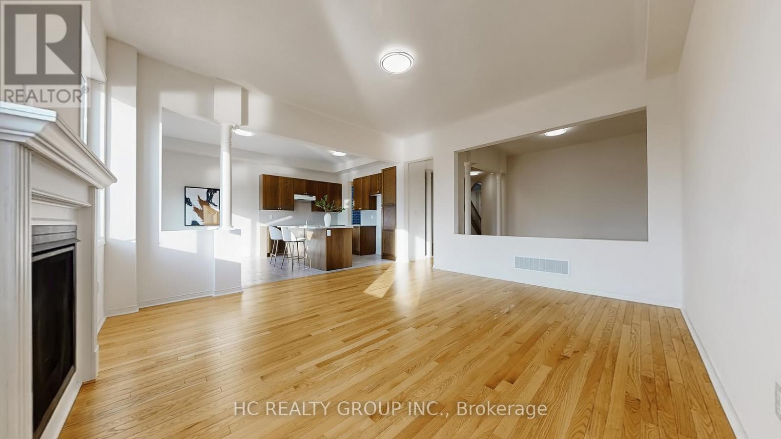 156 Hartney Drive, Richmond Hill, Ontario  L4S 0L1 - Photo 9 - N12976530