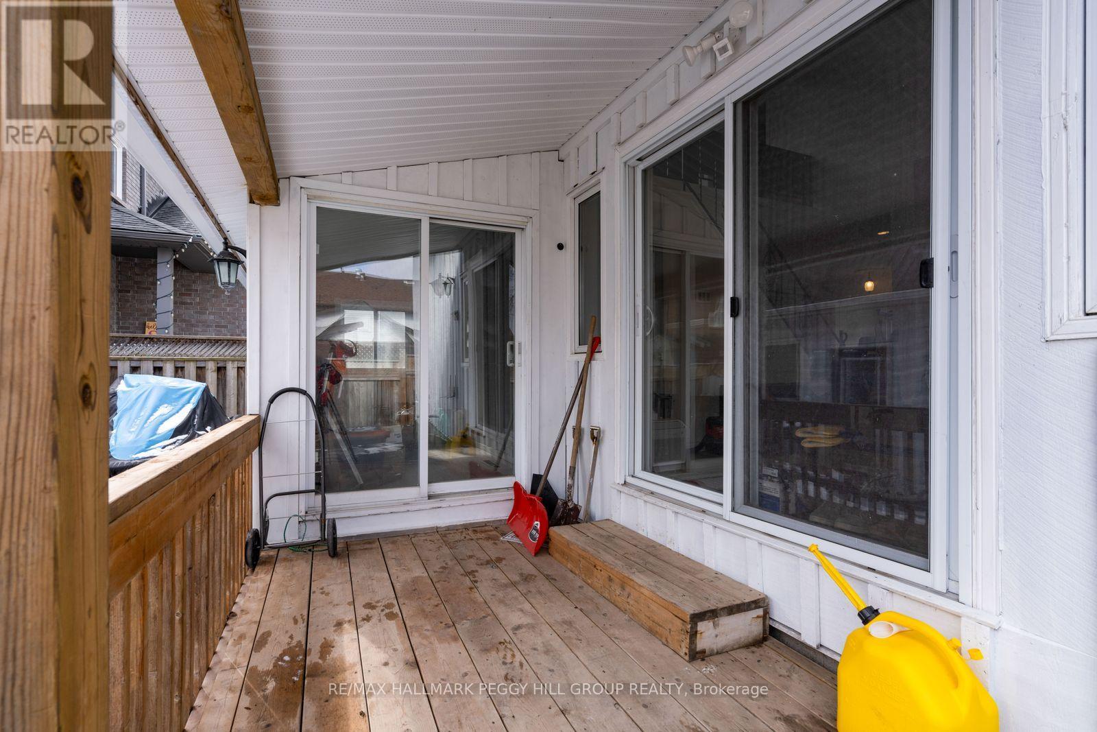 131 Sanford Street, Barrie (Sanford), Ontario  L4N 3C8 - Photo 14 - S12976376