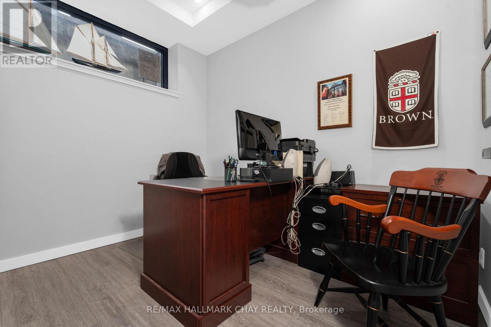 163 Mary Street, Orillia, Ontario L3V 3E3 - Photo 4 - S12976574