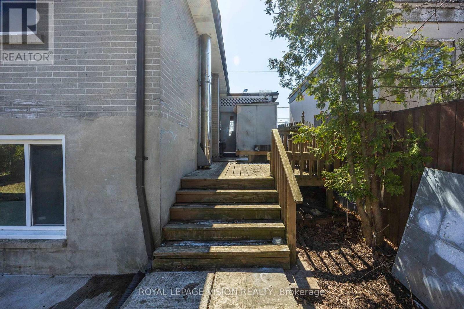 126 Milford Haven Drive, Toronto (Morningside), Ontario  M1G 3E1 - Photo 36 - E12972440