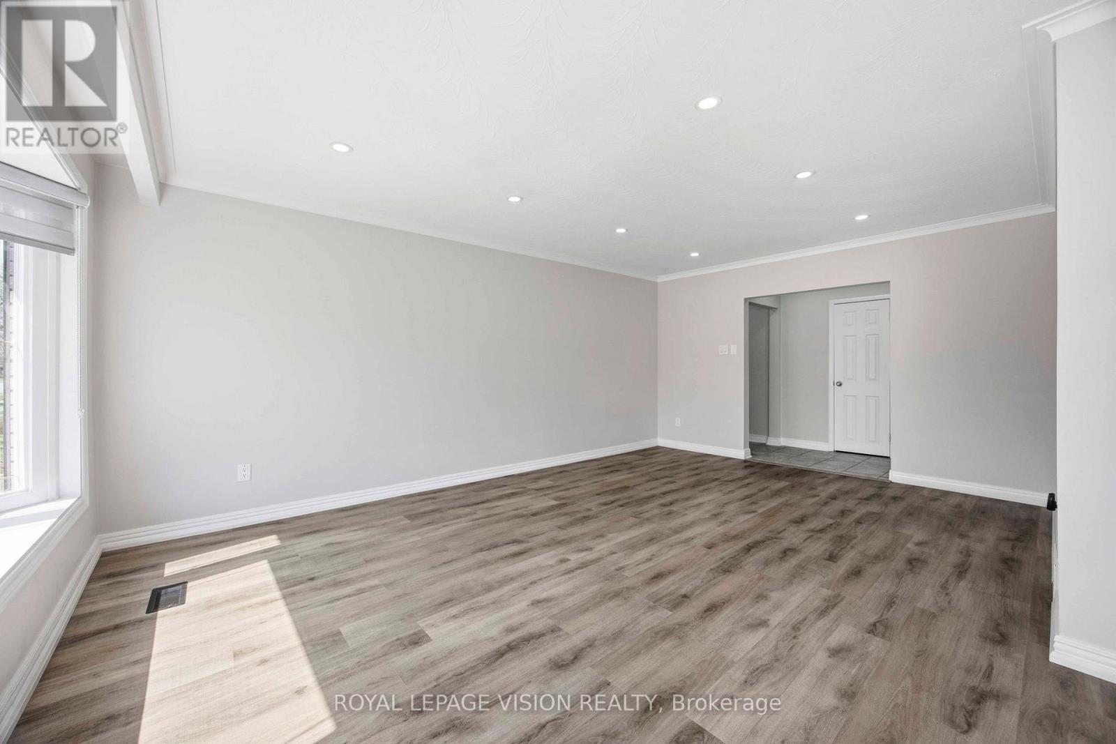 126 Milford Haven Drive, Toronto (Morningside), Ontario  M1G 3E1 - Photo 10 - E12972440
