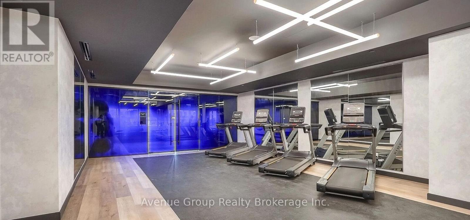 301 - 86 Dundas Street E, Mississauga, Ontario  L5A 0B1 - Photo 13 - W12976122