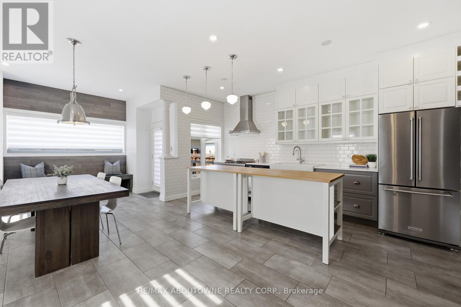 2665 Castle Hill Crescent, Oakville, Ontario  L6H 6J1 - Photo 13 - W12976132