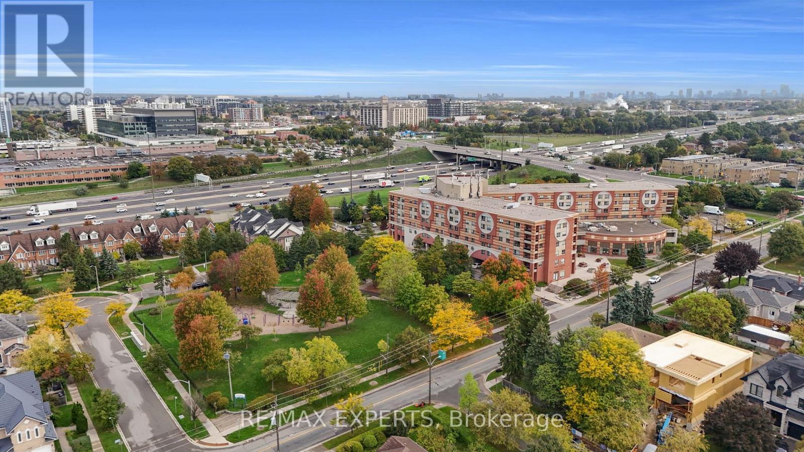 26 Grovedale Avenue, Toronto, Ontario  M6L 1Y6 - Photo 46 - W12976170