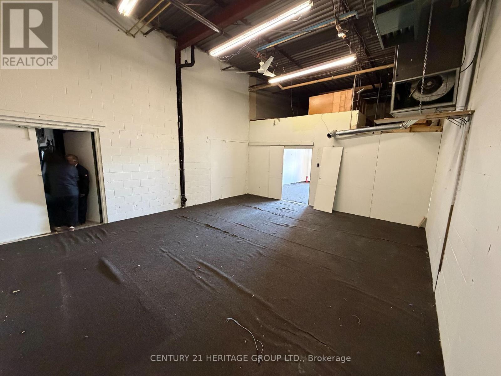 40 - 4544 Dufferin Street W, Toronto, Ontario  M3H 5X2 - Photo 4 - W12976176