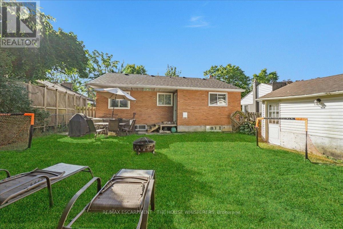 375 Mountainview Drive, Milton, Ontario  L9T 1W1 - Photo 20 - W12976182