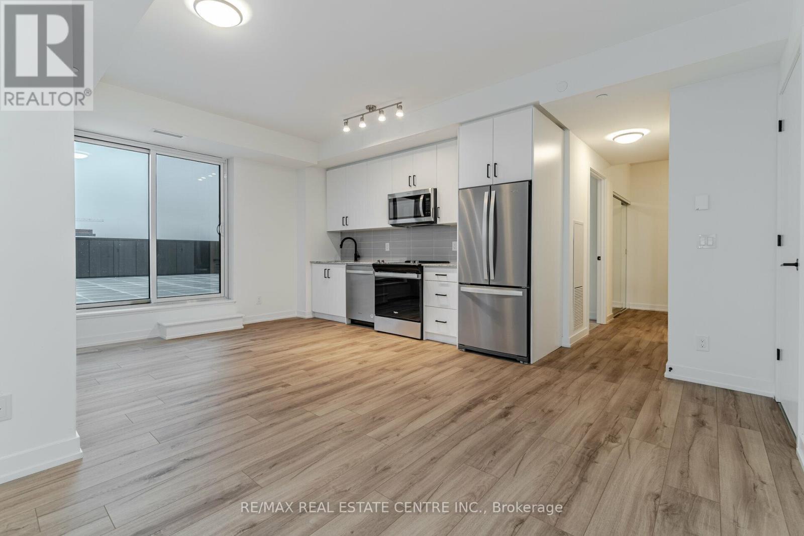 907 - 345 Wheat Boom Drive, Oakville, Ontario  L6H 7X4 - Photo 10 - W12976190