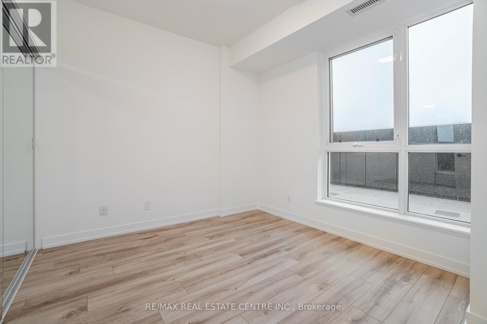 907 - 345 Wheat Boom Drive, Oakville, Ontario  L6H 7X4 - Photo 20 - W12976190