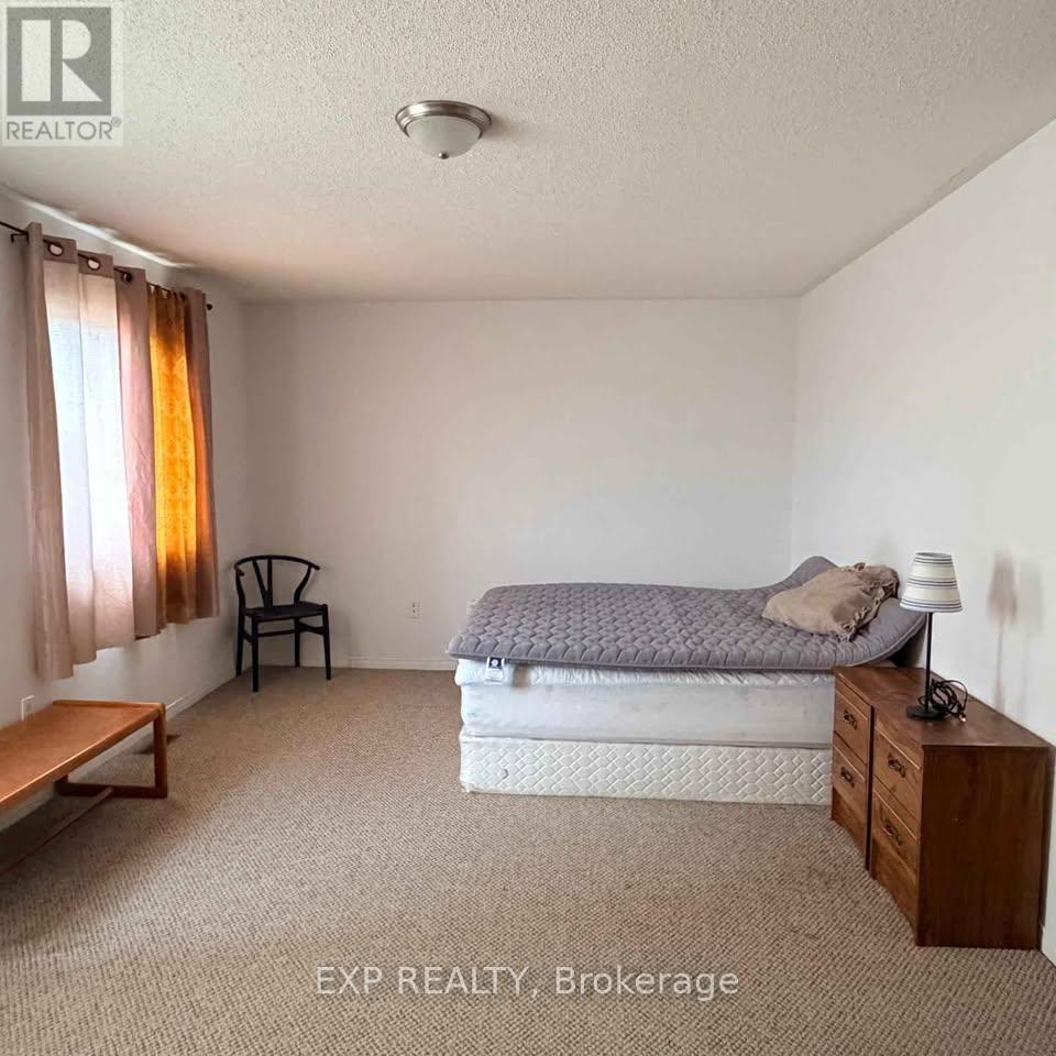 G - 35 View Green Crescent, Toronto, Ontario  M9W 7E1 - Photo 10 - W12976202