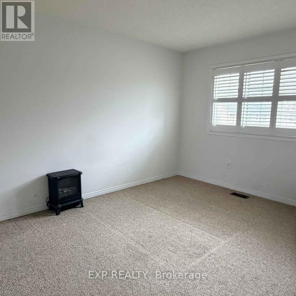 G - 35 View Green Crescent, Toronto, Ontario  M9W 7E1 - Photo 13 - W12976202