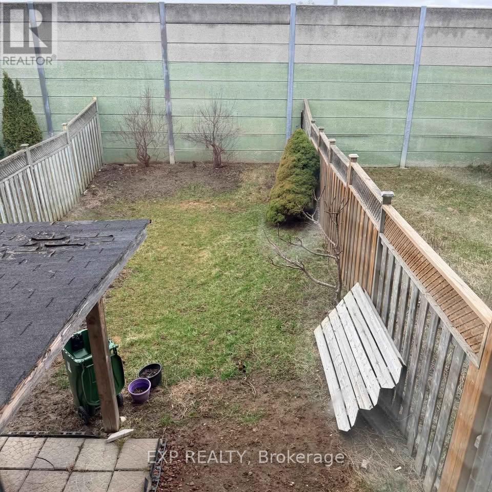 G - 35 View Green Crescent, Toronto, Ontario  M9W 7E1 - Photo 17 - W12976202