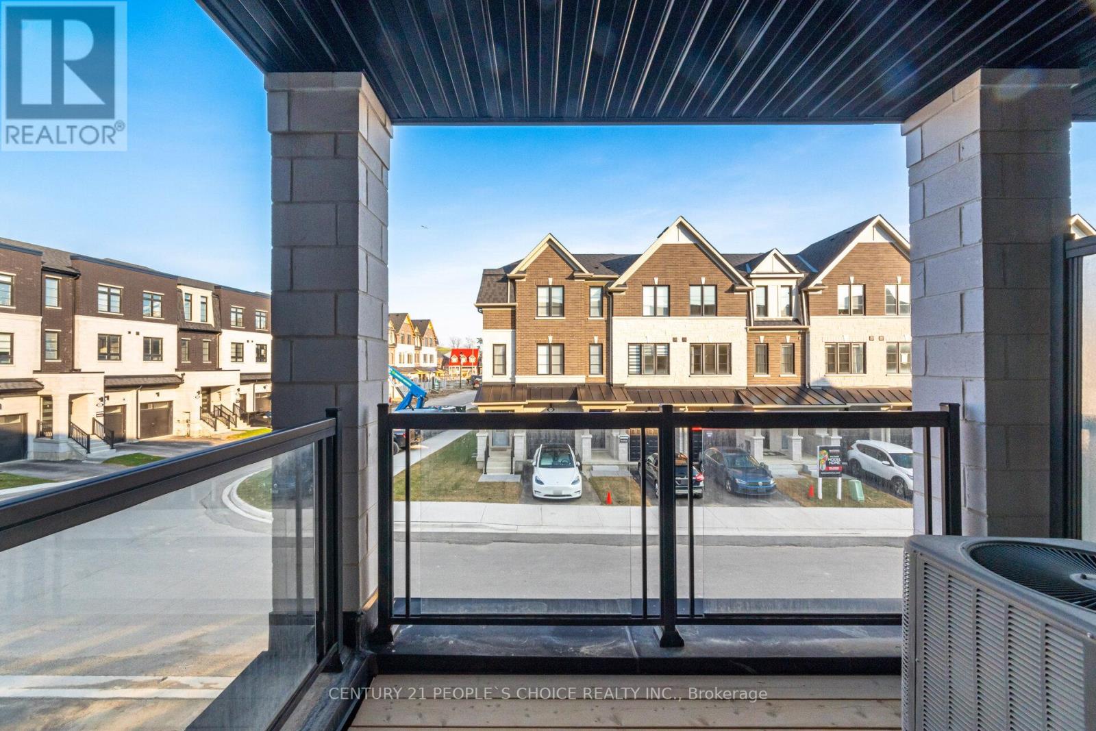 5925 Saigon Street, Mississauga, Ontario  L5V 2V9 - Photo 29 - W12976208