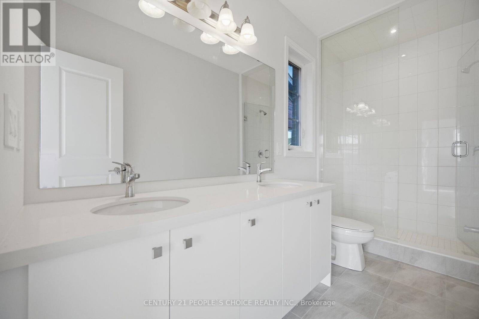 5925 Saigon Street, Mississauga, Ontario  L5V 2V9 - Photo 36 - W12976208