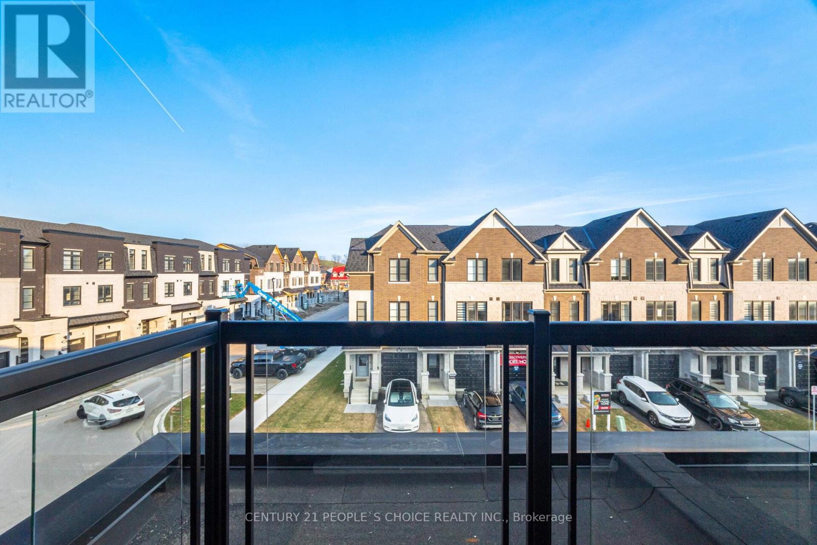 5925 Saigon Street, Mississauga, Ontario  L5V 2V9 - Photo 39 - W12976208