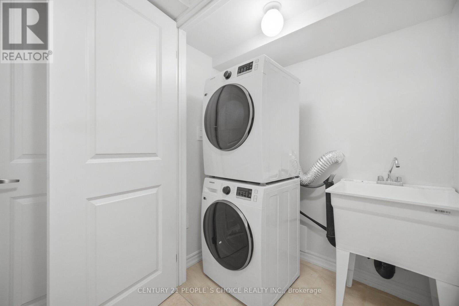 5925 Saigon Street, Mississauga, Ontario  L5V 2V9 - Photo 50 - W12976208