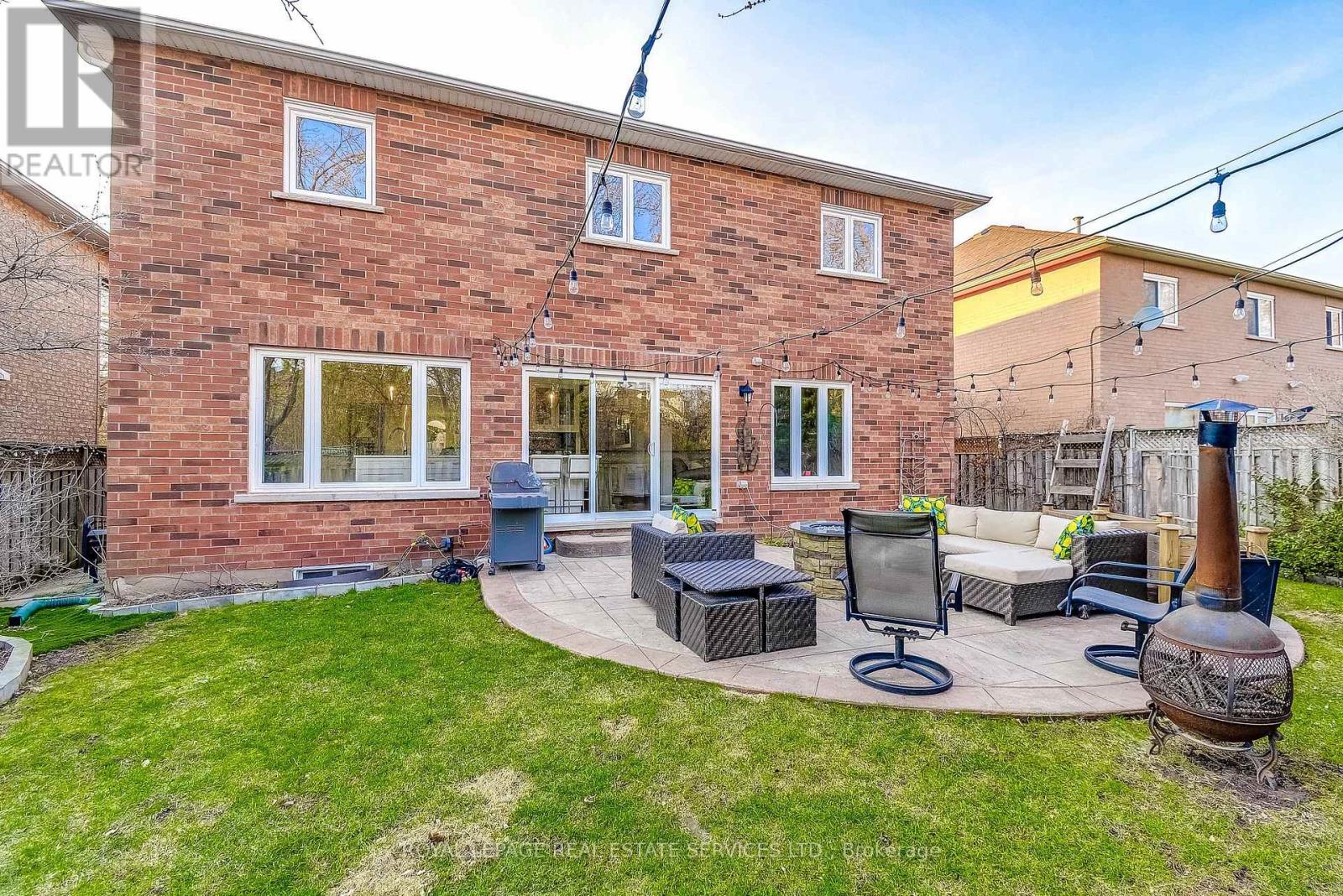 2192 Grand Ravine Drive, Oakville, Ontario  L6H 6B2 - Photo 46 - W12976242