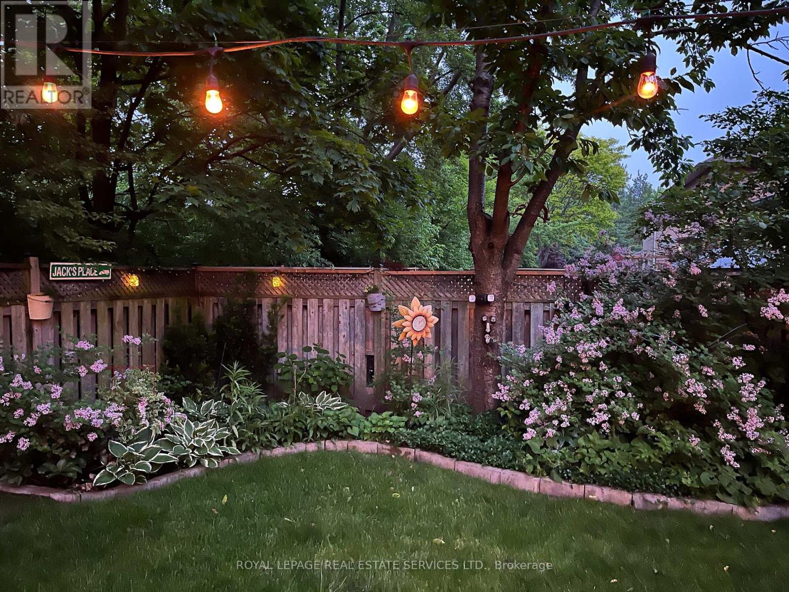 2192 Grand Ravine Drive, Oakville, Ontario  L6H 6B2 - Photo 49 - W12976242