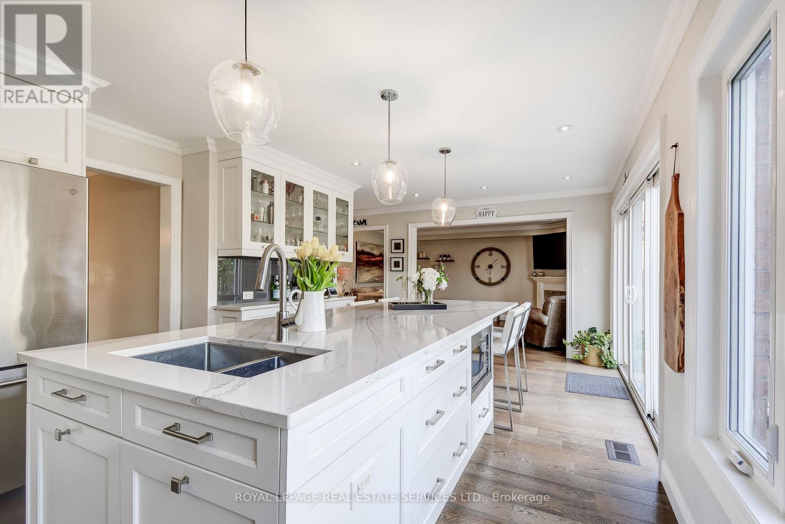 2192 Grand Ravine Drive, Oakville, Ontario  L6H 6B2 - Photo 5 - W12976242