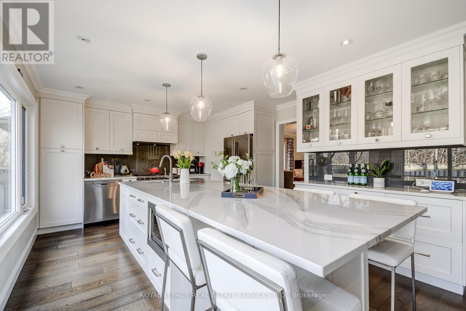 2192 Grand Ravine Drive, Oakville, Ontario  L6H 6B2 - Photo 6 - W12976242