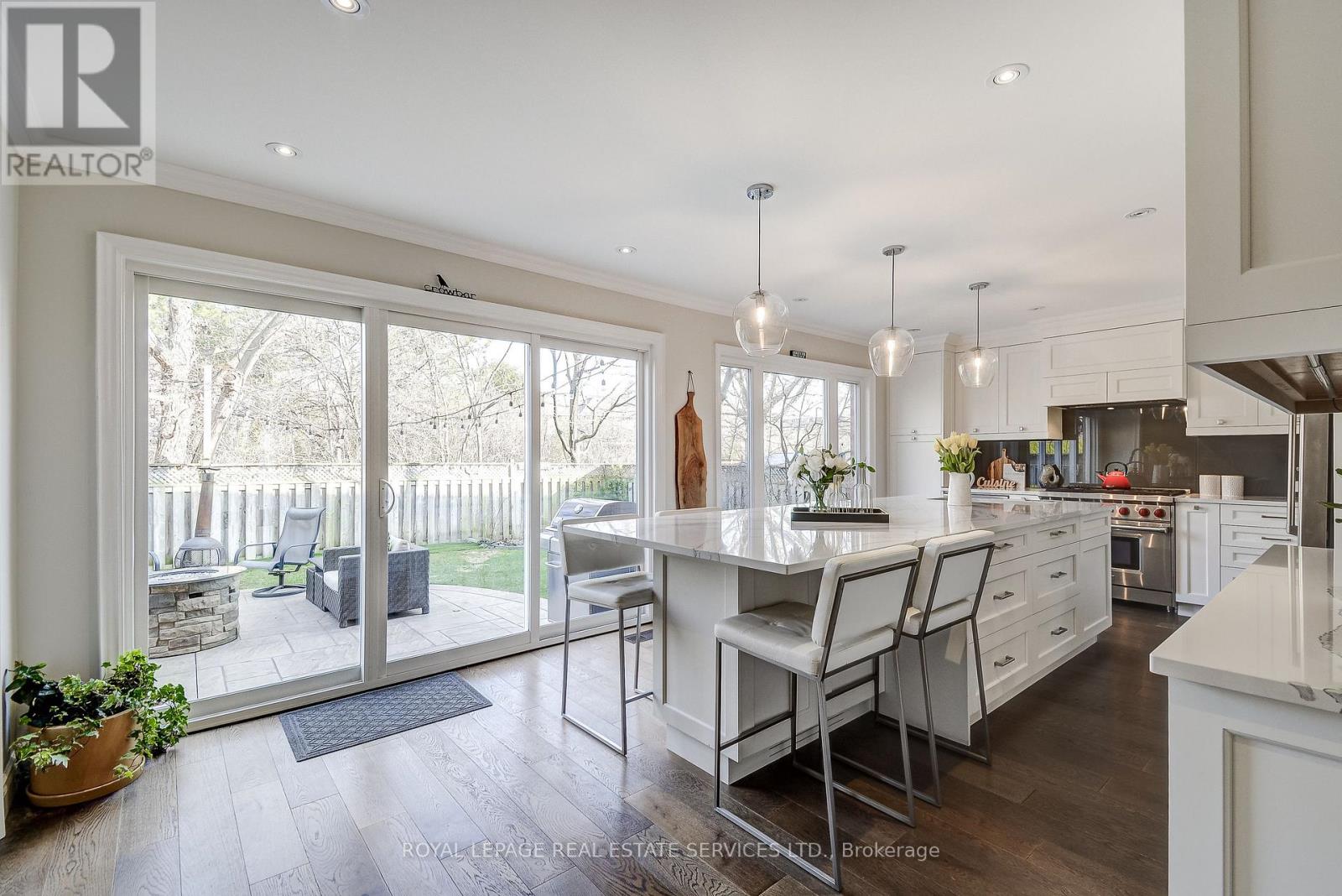 2192 Grand Ravine Drive, Oakville, Ontario  L6H 6B2 - Photo 7 - W12976242