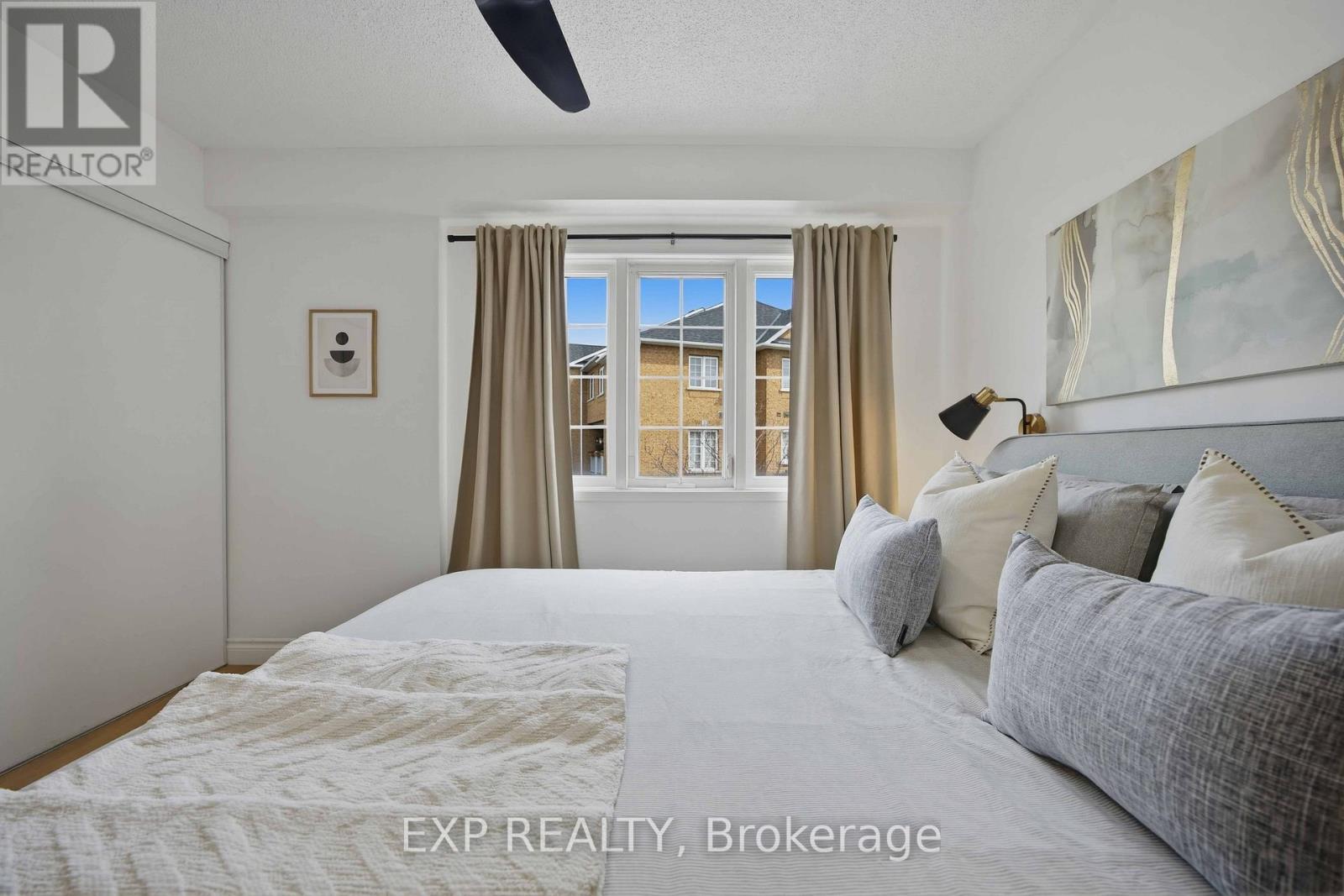 66 - 91 Weston Road, Toronto, Ontario  M6N 5H4 - Photo 10 - W12976284