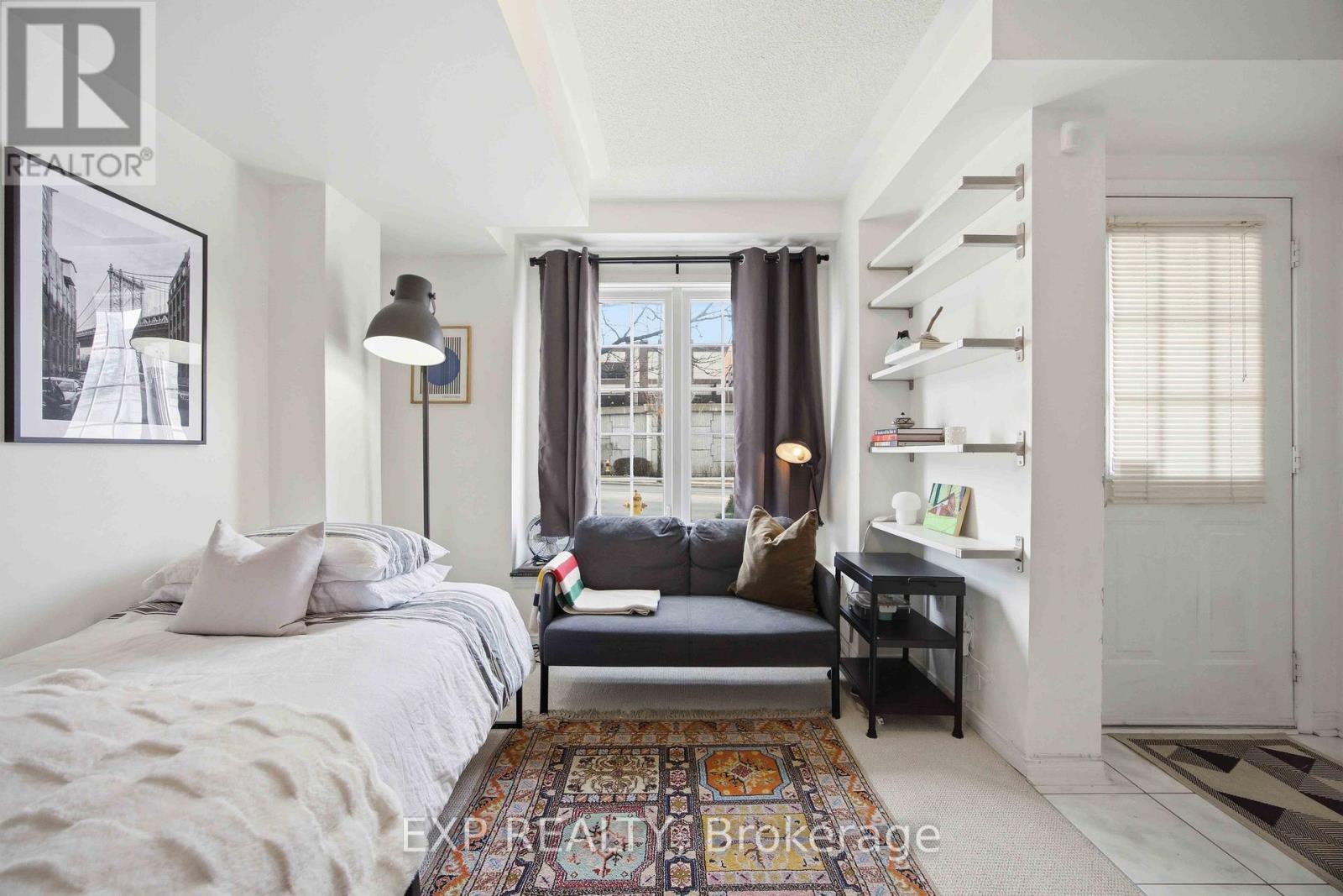 66 - 91 Weston Road, Toronto, Ontario  M6N 5H4 - Photo 15 - W12976284