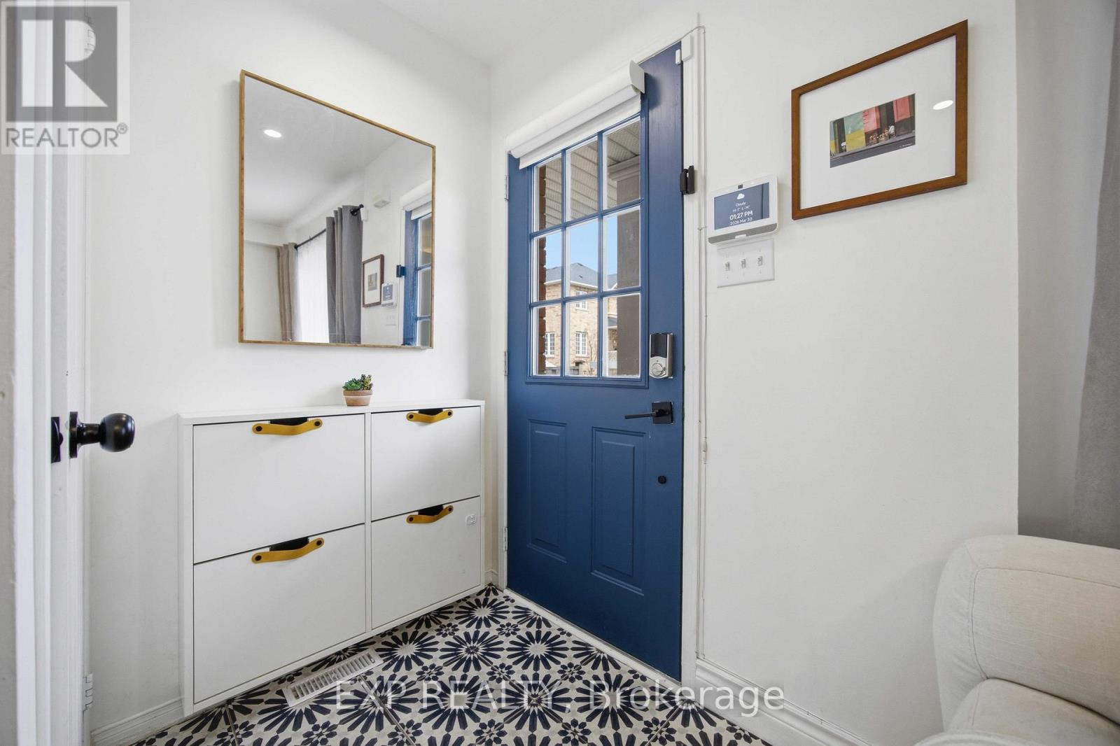 66 - 91 Weston Road, Toronto, Ontario  M6N 5H4 - Photo 3 - W12976284