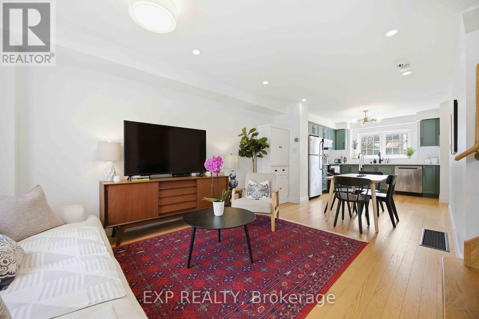 66 - 91 Weston Road, Toronto, Ontario  M6N 5H4 - Photo 4 - W12976284