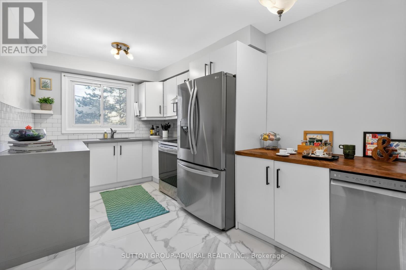 118 - 3175 Kirwin Avenue, Mississauga, Ontario  L5A 3M4 - Photo 10 - W12976286