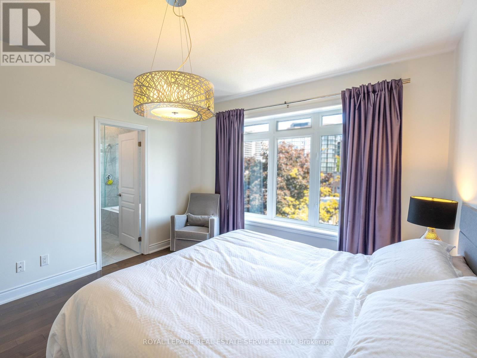 2083 Grange Drive, Mississauga, Ontario  L5B 1P4 - Photo 20 - W12976304