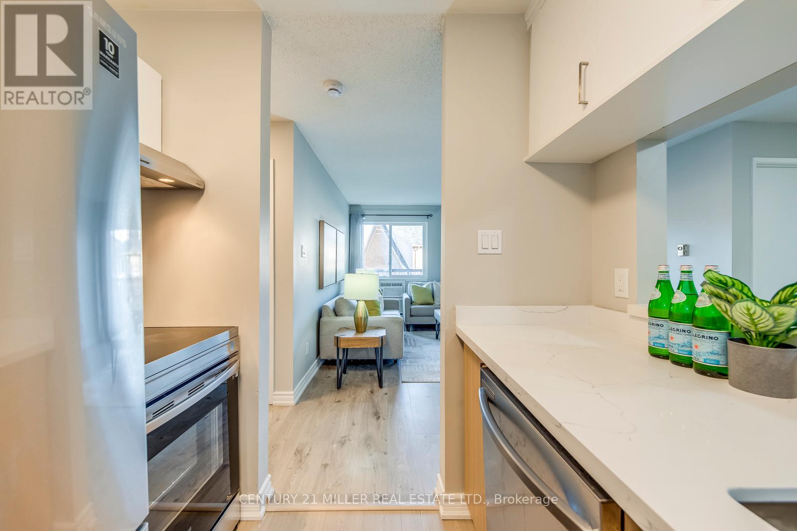 823 - 1450 Glen Abbey Gate, Oakville, Ontario  L6M 2V7 - Photo 14 - W12976308