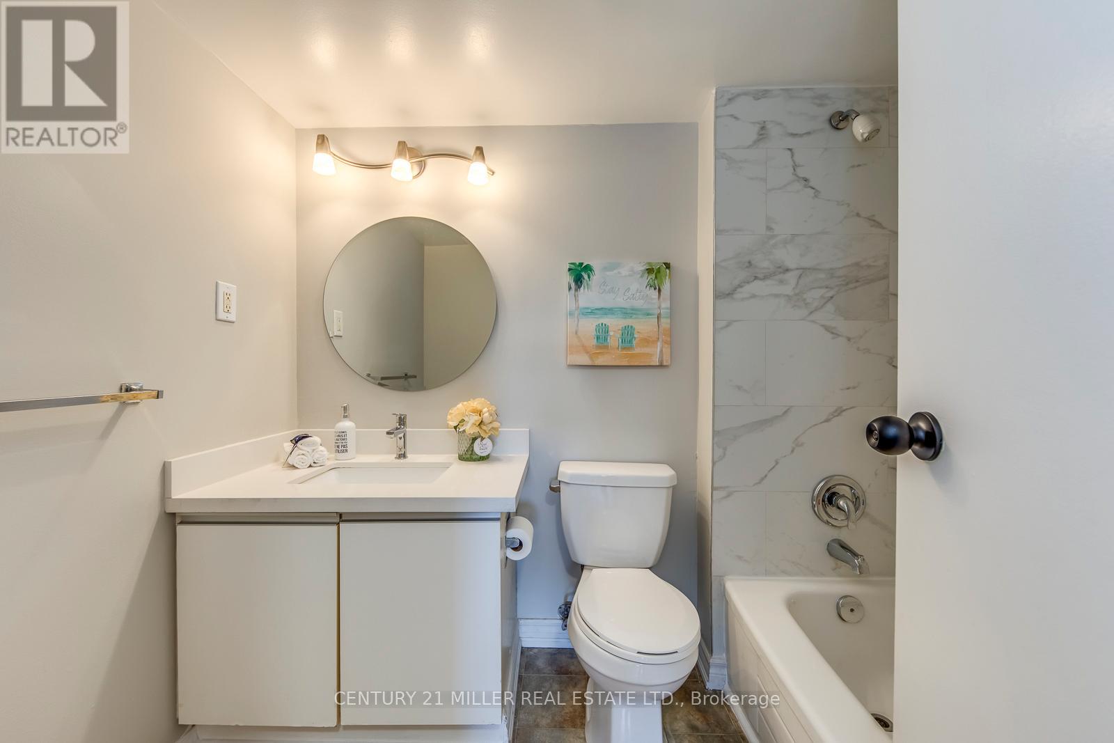 823 - 1450 Glen Abbey Gate, Oakville, Ontario  L6M 2V7 - Photo 18 - W12976308