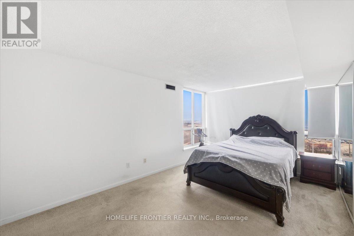 713 - 12 Laurelcrest Street, Brampton, Ontario  L6S 5Y4 - Photo 21 - W12976388