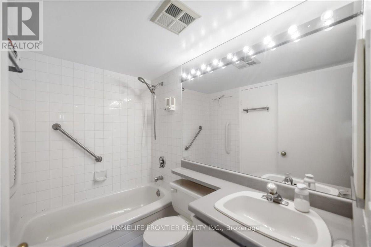 713 - 12 Laurelcrest Street, Brampton, Ontario  L6S 5Y4 - Photo 26 - W12976388