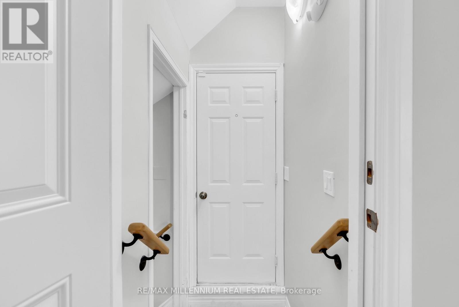 20 Kesteven Crescent, Brampton, Ontario L6W 4E1 - Photo 33 - W12976458