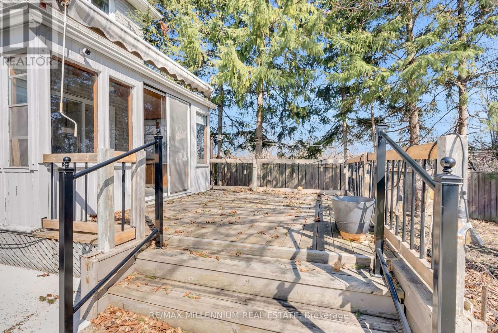 20 Kesteven Crescent, Brampton, Ontario L6W 4E1 - Photo 47 - W12976458