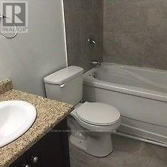 33 Little Britain Crescent, Brampton, Ontario  L6Y 6A8 - Photo 7 - W12976470