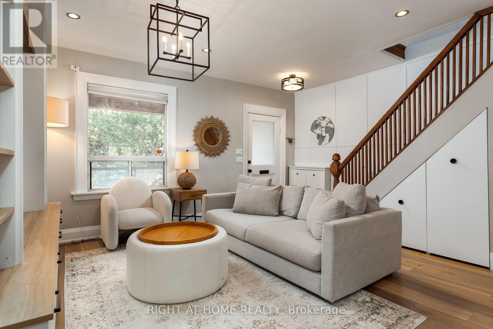 171 ISLINGTON AVENUE, Toronto, Ontario